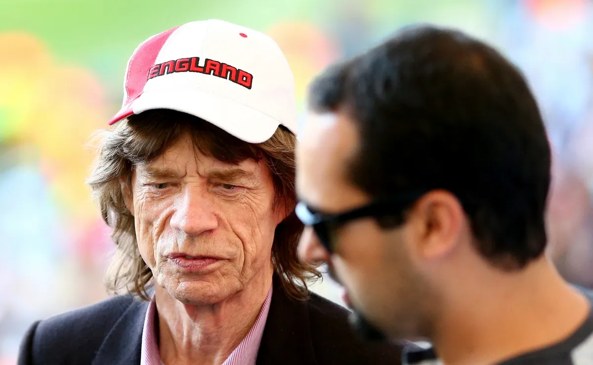 mick-jagger-quebra-“maldicao”-em-copas-do-mundo-com-a-vitoria-da-inglaterra-sobre-a-noruega