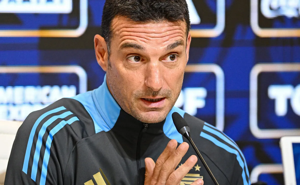 scaloni-define-cinco-estrategias-para-argentina-eliminar-inglaterra-na-copa-do-mundo,-diz-jornal