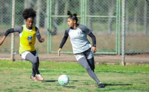 gisele-volta-a-treinar-no-gremio-e-vira-opcao-para-a-sequencia-da-temporada