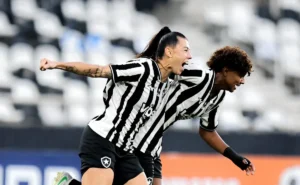 vitoria-x-botafogo-no-brasileirao-feminino:-horario,-escalacoes-e-onde-assistir