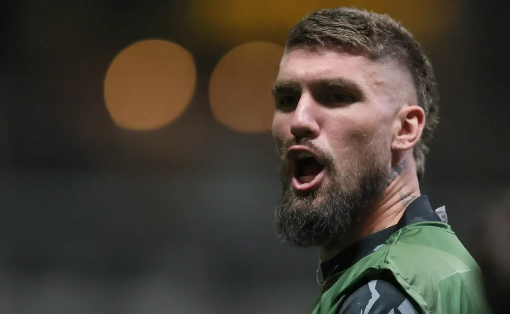 lyanco-e-o-grande-candidato-a-substituir-junior-alonso-no-atletico-mg-no-retorno-do-brasileirao