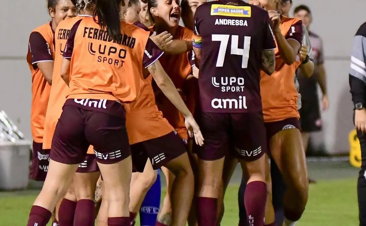 ferroviaria-vence-o-corinthians-e-garante-vaga-nas-quartas-de-final-da-copa-do-brasil-feminina