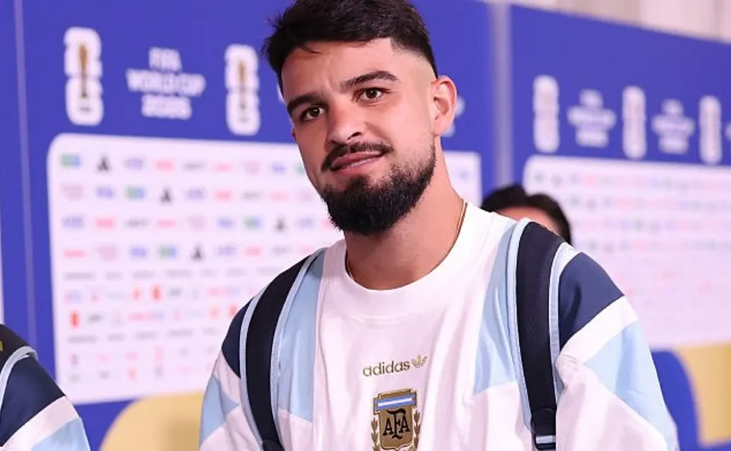 gesto-de-flaco-lopez-na-final-da-copa-ganha-destaque-na-imprensa-europeia