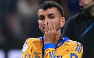 river-plate-leva-“chapeu”-do-flamengo-por-almada-e-ve-contratacao-de-angel-correa-travar
