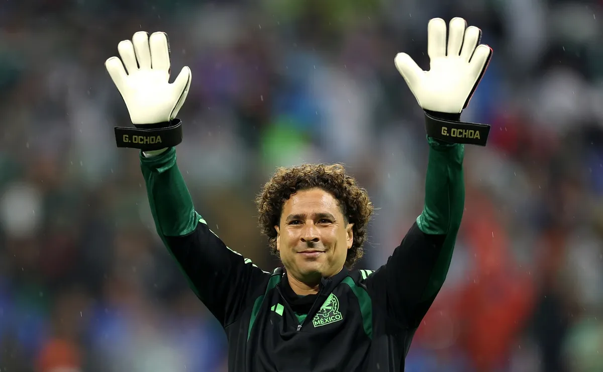 recordista-de-copas-do-mundo-pelo-mexico,-guillermo-ochoa-anuncia-aposentadoria-do-futebol