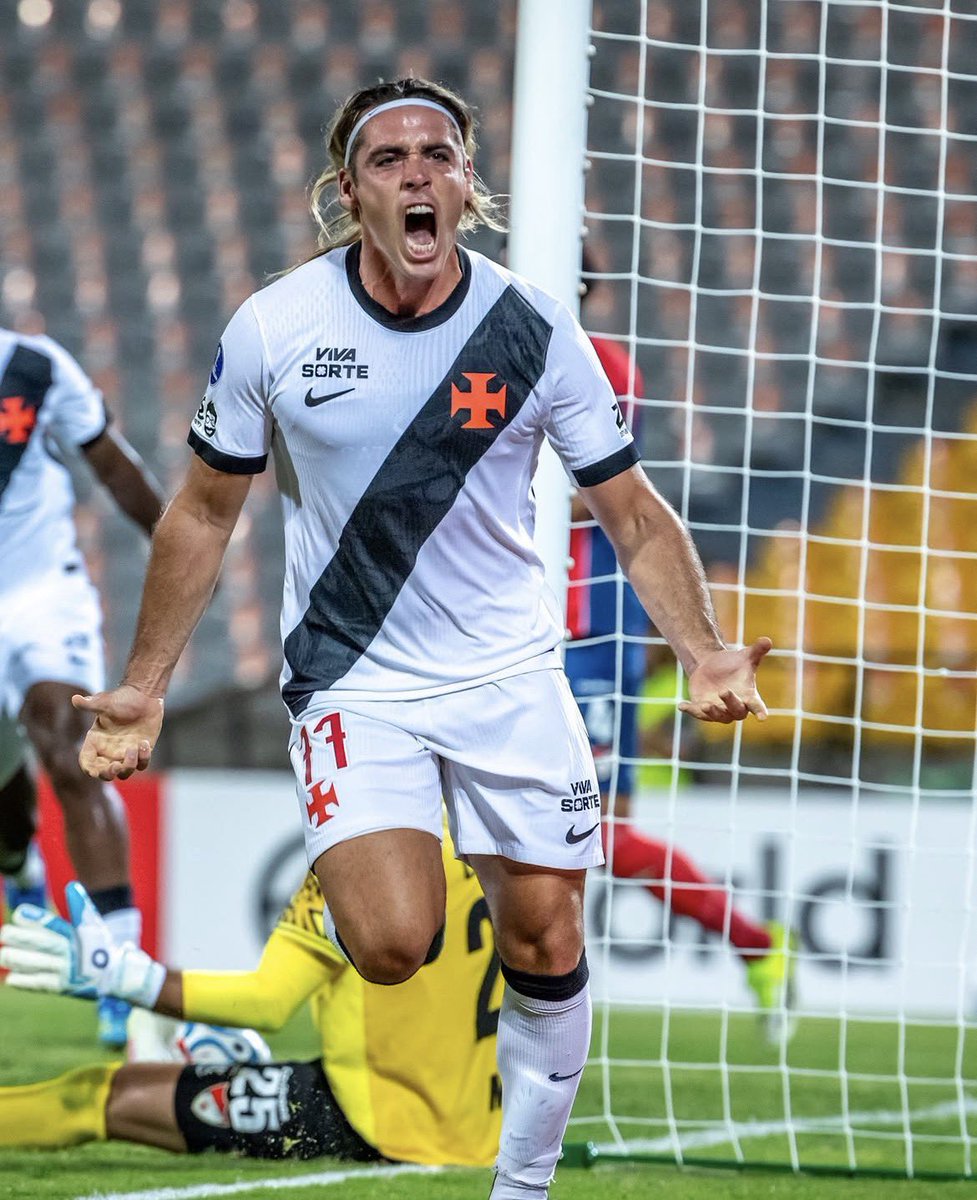 spinelli-tem-4-gols-em-8-jogos-pelo-vasco-na-copa-do-brasil-e-na-sul-americana