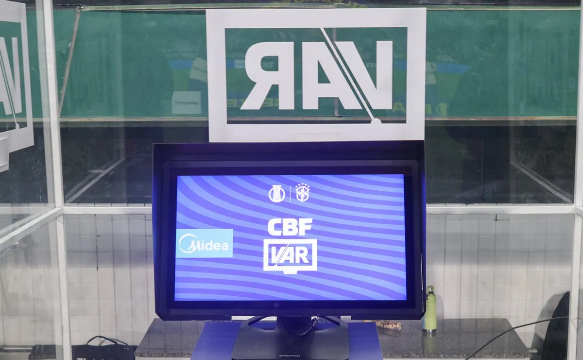 cbf-confirma-uso-do-var-nas-quartas-de-final-da-copa-do-brasil-feminina