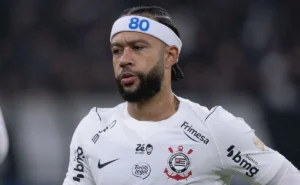 memphis-depay-“bate-o-pe”-e-exige-contrato-de-tres-anos-com-o-corinthians