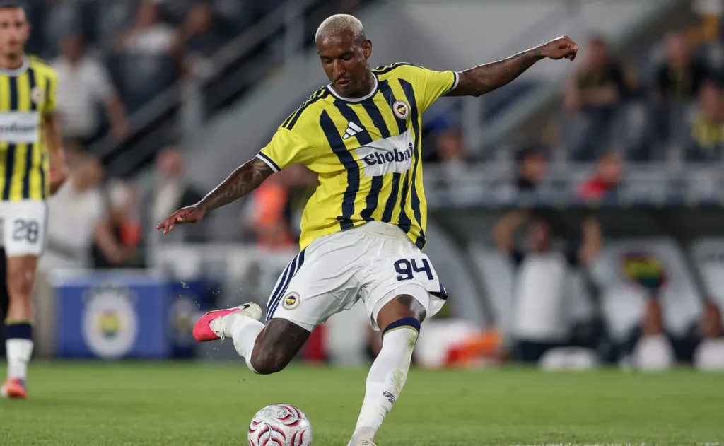 corinthians-volta-a-monitorar-situacao-de-anderson-talisca,-do-fenerbahce,-segundo-imprensa-turca