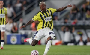 corinthians-volta-a-monitorar-situacao-de-anderson-talisca,-do-fenerbahce,-segundo-imprensa-turca