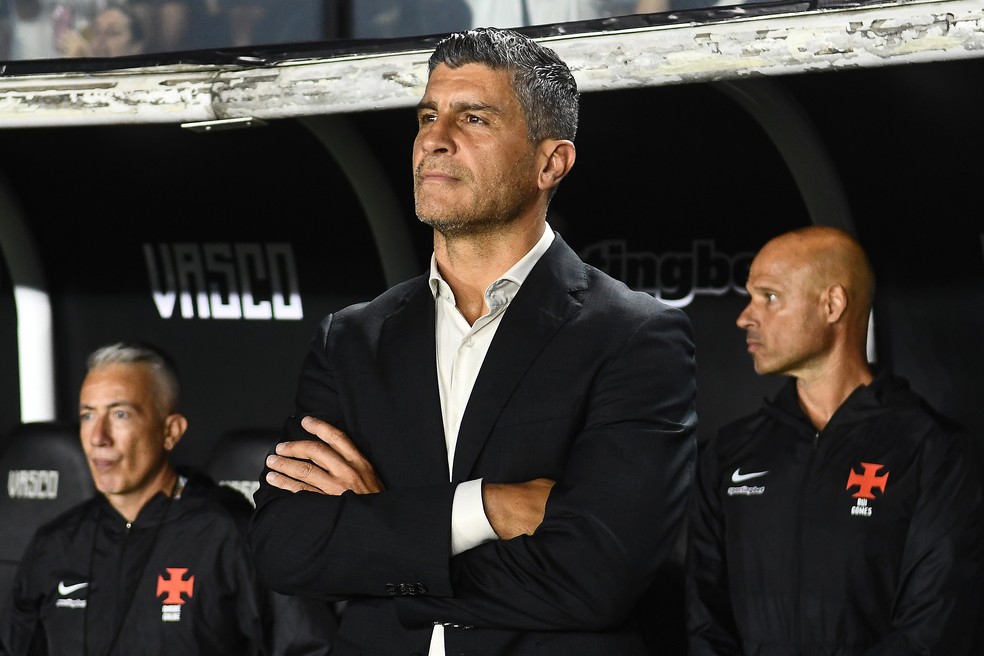 pedro-emanuel-diz-que-vasco-merecia-ter-vencido-o-jogo-contra-o-mirassol