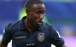 john-yeboah-afasta-interesse-do-vasco-e-nao-pensa-em-atuar-no-futebol-brasileiro-agora