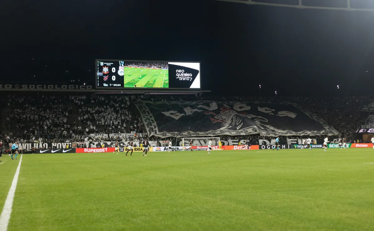 entenda-por-que-a-reforma-do-gramado-da-neo-quimica-arena-sofreu-atraso