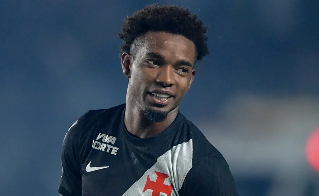 thiago-mendes-vira-desfalque-e-pedro-emanuel-tem-duvida-no-vasco-contra-o-fluminense