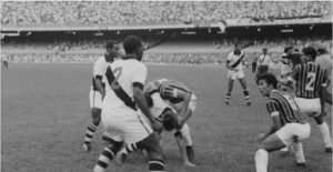 em-1967,-jogo-entre-vasco-e-fluminense-terminou-com-17-expulsoes-e-vitoria-dos-tricolores