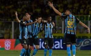 amuzu-garante-empate-contra-o-mirassol-e-gremio-decide-vaga-na-copa-do-brasil-em-casa