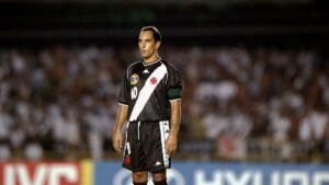 veja-os-numeros-de-edmundo-em-sua-carreira-em-competicoes-oficiais