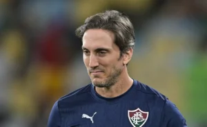 estrategia-de-zubeldia-nao-funciona-e-fluminense-cai-para-o-vasco-na-copa-do-brasil