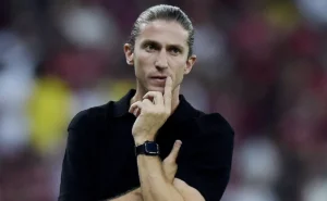 opiniao:-a-mitologia-grega-ajuda-explicar-troca-de-filipe-luis-por-leonardo-jardim-no-flamengo