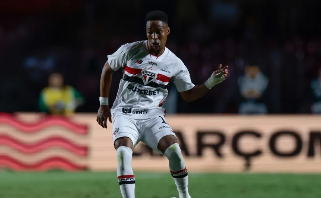 wendell-aproveita-oportunidades-no-sao-paulo-e-fica-perto-dos-50-jogos-pelo-clube