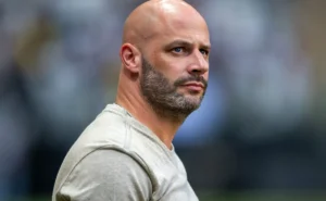 franclim-carvalho-sai-do-clubismo-e-reconhece-forca-do-fluminense:-“vai-ser-um-jogo-dificil”