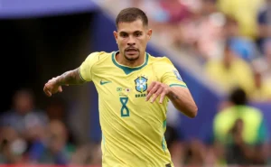 bruno-guimaraes-e-anunciado-pelo-arsenal-apos-acordo-com-o-newcastle