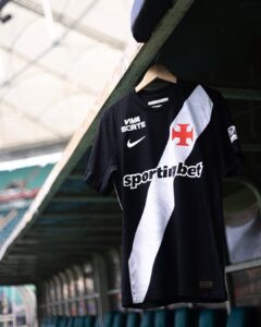 vasco-atuara-com-a-camisa-preta-contra-o-bahia
