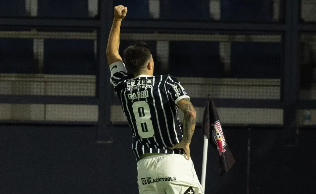 opiniao:-se-comemoracao-de-garro-tiver-sido-em-homenagem-a-socrates,-uma-salva-de-palmas
