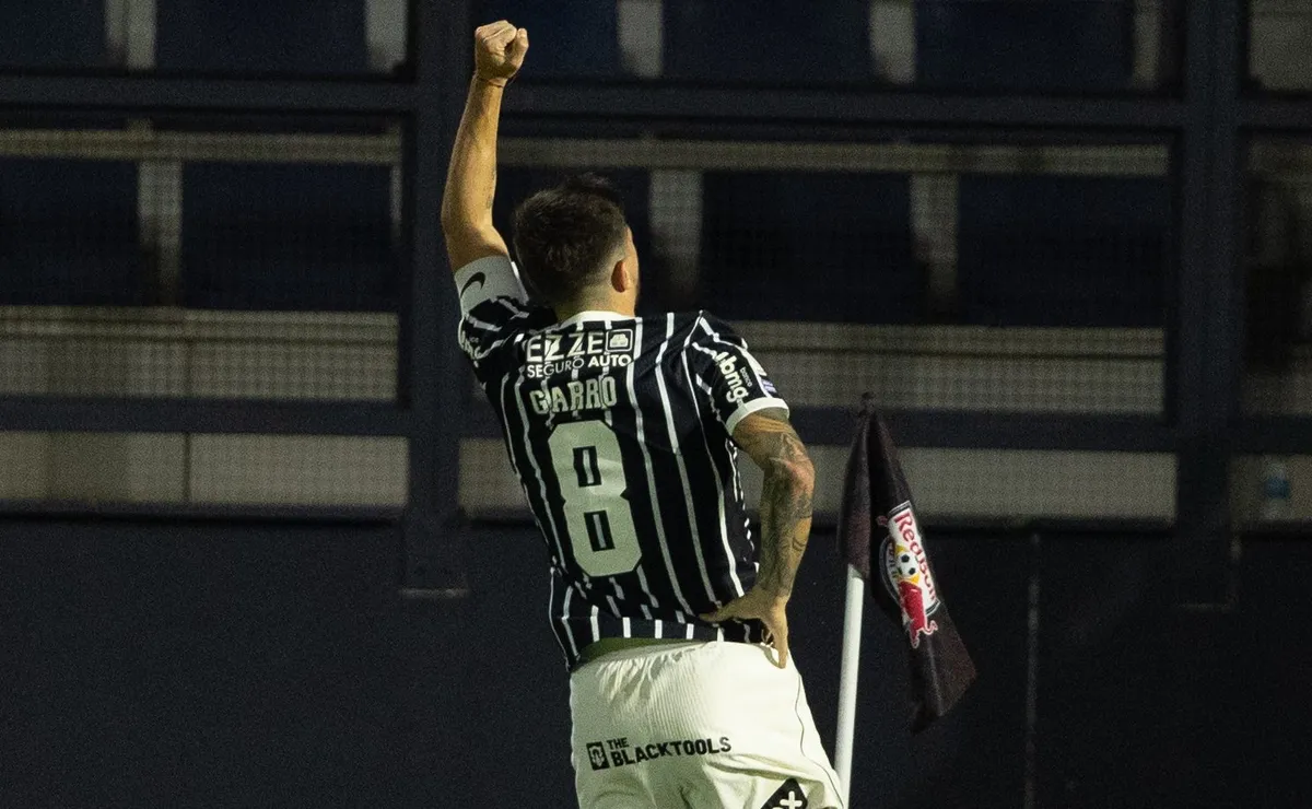 opiniao:-se-comemoracao-de-garro-tiver-sido-em-homenagem-a-socrates,-uma-salva-de-palmas