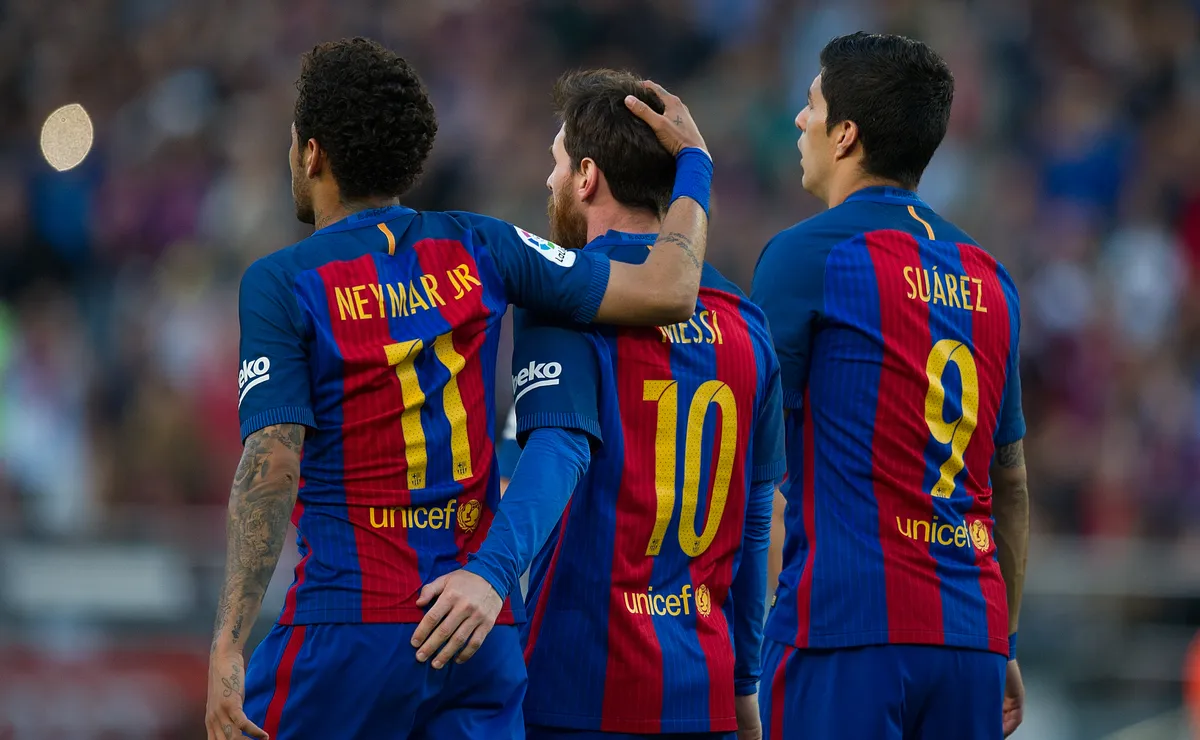 neymar-de-saida-do-santos?-jornal-espanhol-aponta-reencontro-com-messi-e-suarez-em-2027