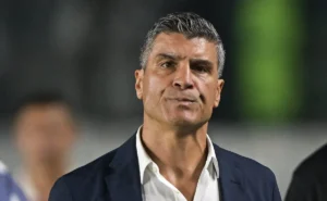 vasco-abre-o-cofre-para-atender-pedido-de-pedro-emanuel-e-oferece-r$-50-milhoes-por-john-yeboah