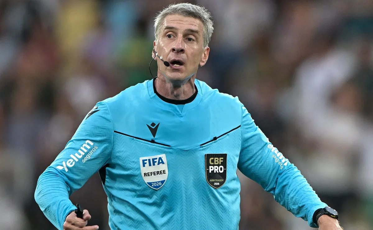 fluminense-pede-penalti-de-giay-e-daronco-manda-o-jogo-seguir-contra-o-palmeiras
