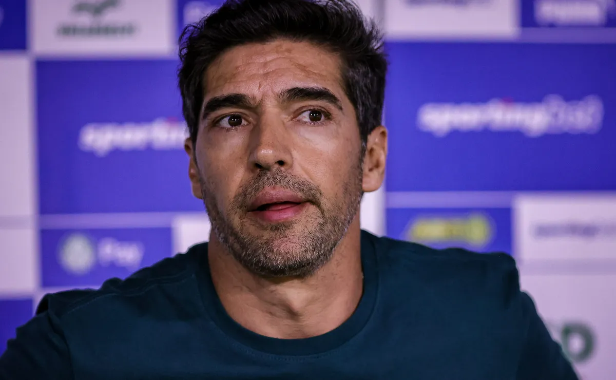 abel-ferreira-justifica-motivo-de-palmeiras-sofrer-muitos-gols:-“faltam-os-tres-zagueiros”