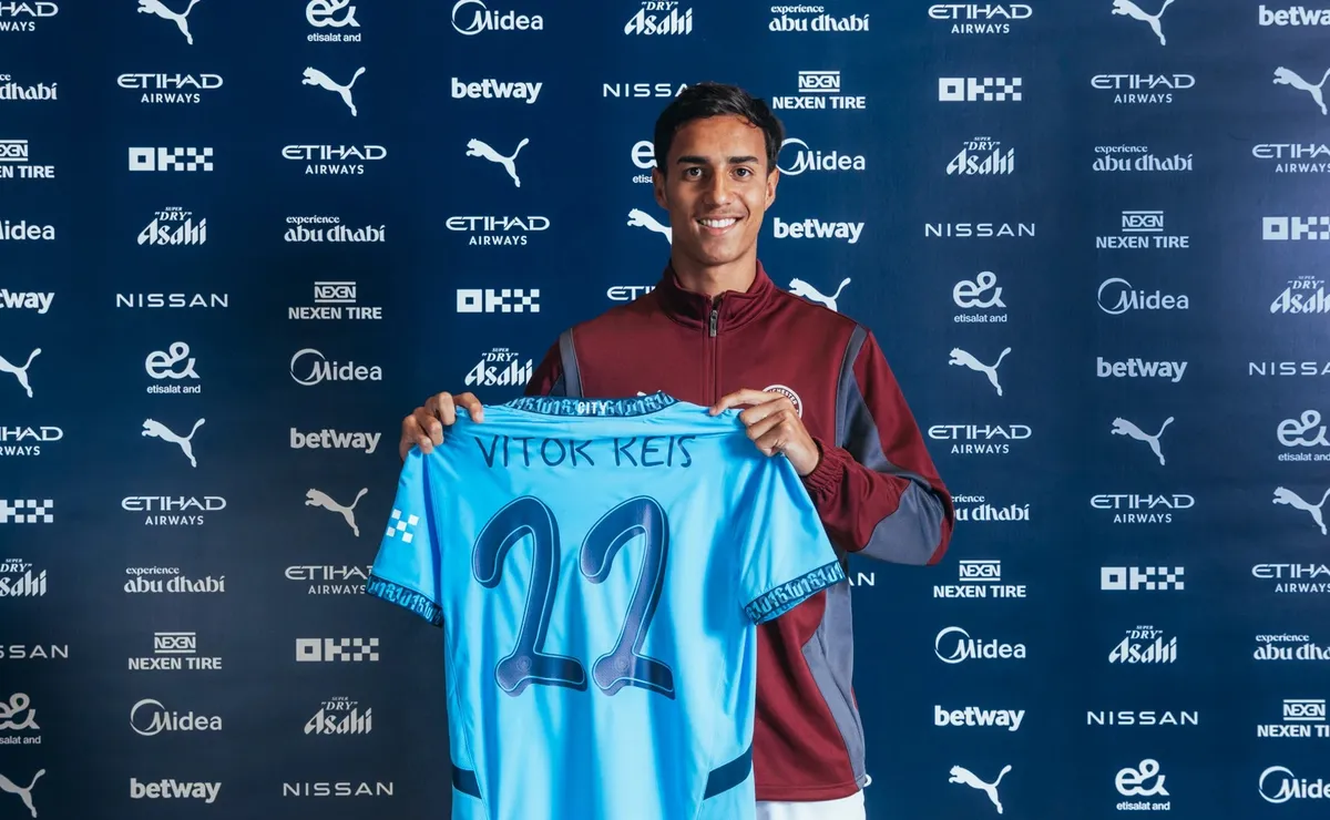 manchester-city-fecha-portas-para-saida-de-vitor-reis-e-aposta-no-zagueiro