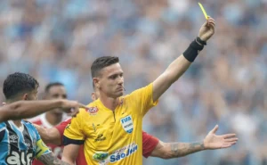 cbf-define-ramon-abatti-abel-para-primeiro-gre-nal-das-quartas-da-copa-do-brasil
