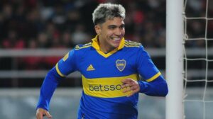 vasco-segue-interessado-no-ponta-exequiel-zeballos,-do-boca-juniors