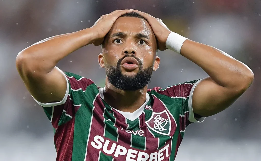 samuel-xavier-ganha-nova-chance-no-time-titular-do-fluminense
