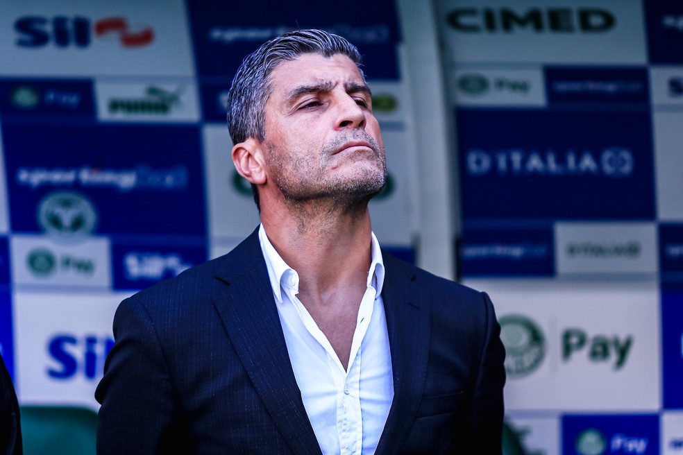 confira-outros-topicos-da-entrevista-coletiva-de-pedro-emanuel-apos-palmeiras-4-x-1-vasco