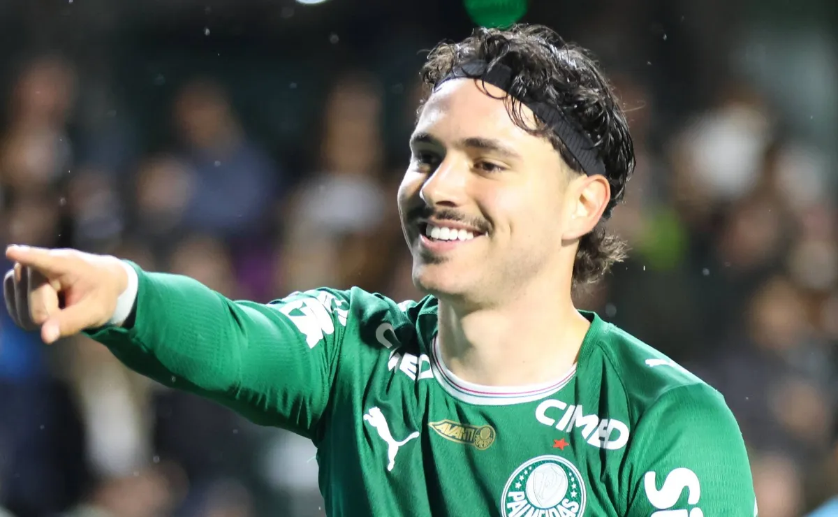 palmeiras-muda-estrategia-no-segundo-tempo,-domina-o-vasco-e-vence-por-4-a-1-no-brasileirao