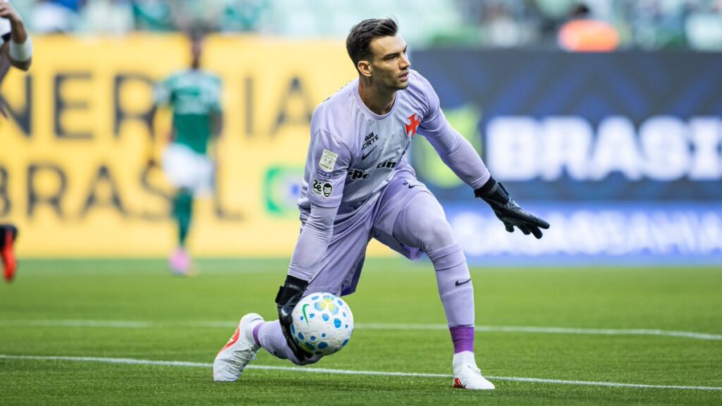 leo-jardim-e-o-goleiro-no-brasileiro-com-mais-erros-que-levaram-ao-gol-e-o-42o-em-gols-evitados