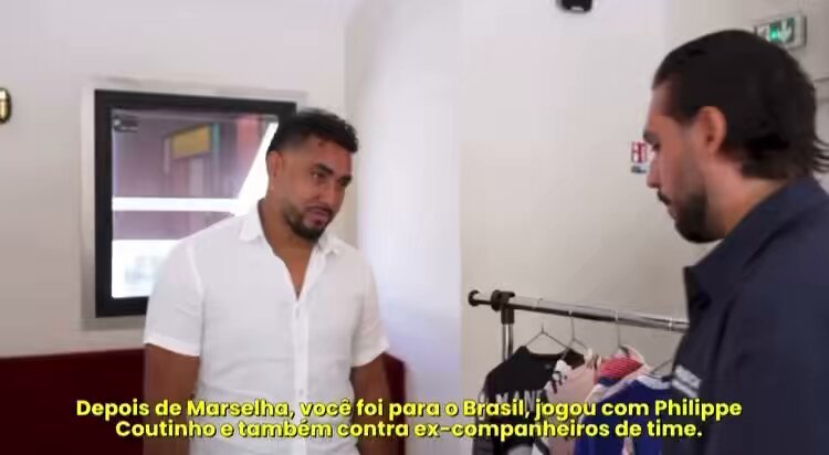 payet-revela-que-nao-colocou-camisas-de-botafogo-e-urubu-em-colecao-por-respeito-ao-vasco