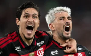 flamengo-‘congela’-renovacoes-de-pedro,-plata,-rossi-e-leo-pereira,-diz-jornalista