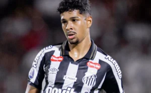 ananias-vira-alvo-de-gigantes-da-europa-e-santos-define-preco-para-negociar-zagueiro