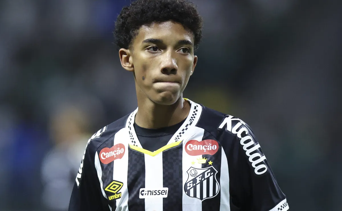 opiniao:-saida-de-robinho-jr.-do-santos-e-boa-para-todo-mundo,-especialmente-para-o-garoto