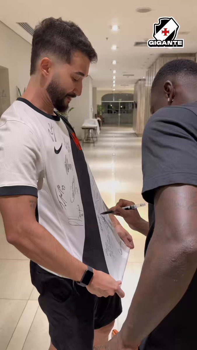 socios-visitaram-o-elenco-no-hotel-em-salvador;-veja-video