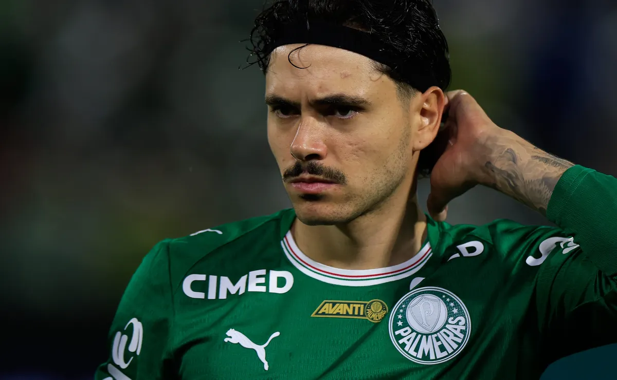 mauricio-desperdica-tres-chances-raras-e-irrita-torcida-do-palmeiras-se-revolta-com-vacilo