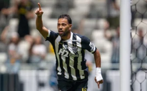 renan-lodi-define-trabalho-de-dominguez-como-principal-fator-para-a-boa-fase-do-atletico-mg