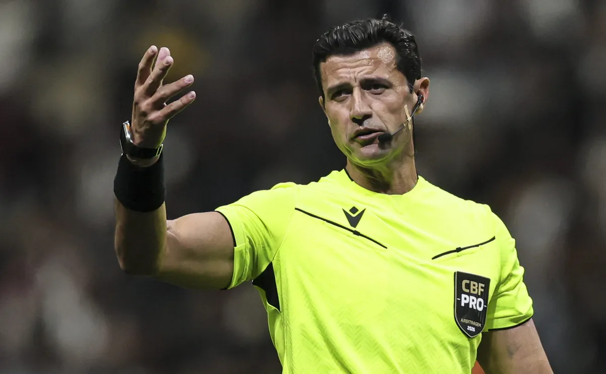 braulio-da-silva-machado-e-confirmado-como-arbitro-de-sao-paulo-x-atletico-mg-pelo-brasileirao