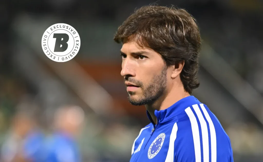 lucas-silva-perde-espaco-no-cruzeiro-e-ve-minutagem-cair-por-decisao-de-artur-jorge