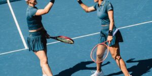 dupla-de-luisa-stefani-vence-mais-uma-e-vai-as-oitavas-do-us-open